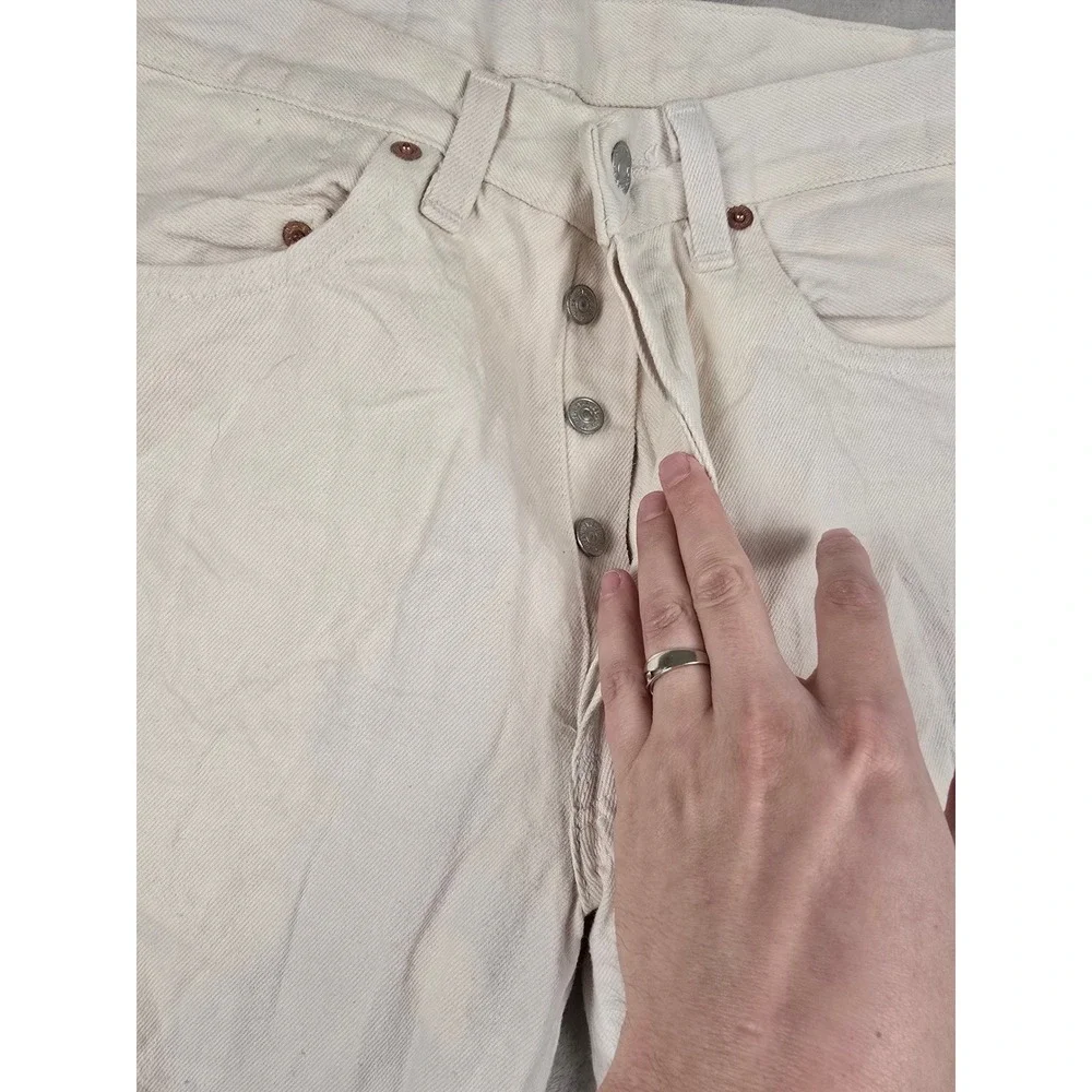 Vintage Levi's 501 Button Fly Jeans Men 32x34 Fit 30x33 USA Madee 80s Distressed